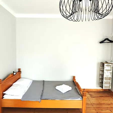Sage Green Cosy Studio Apartment Lodz